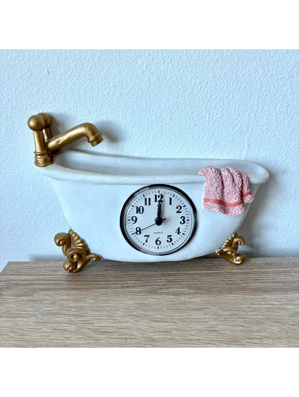 Clawfoot Bathtub White Wall Clock Gold Trimmed Decorative Resin Home Decor
